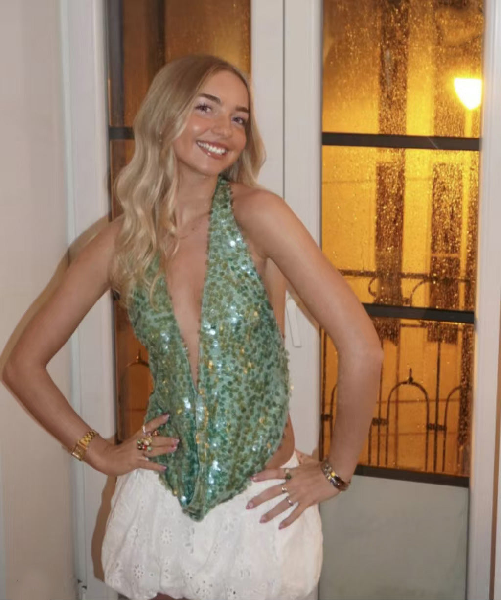 Dziļi V veida fliteru apauts 